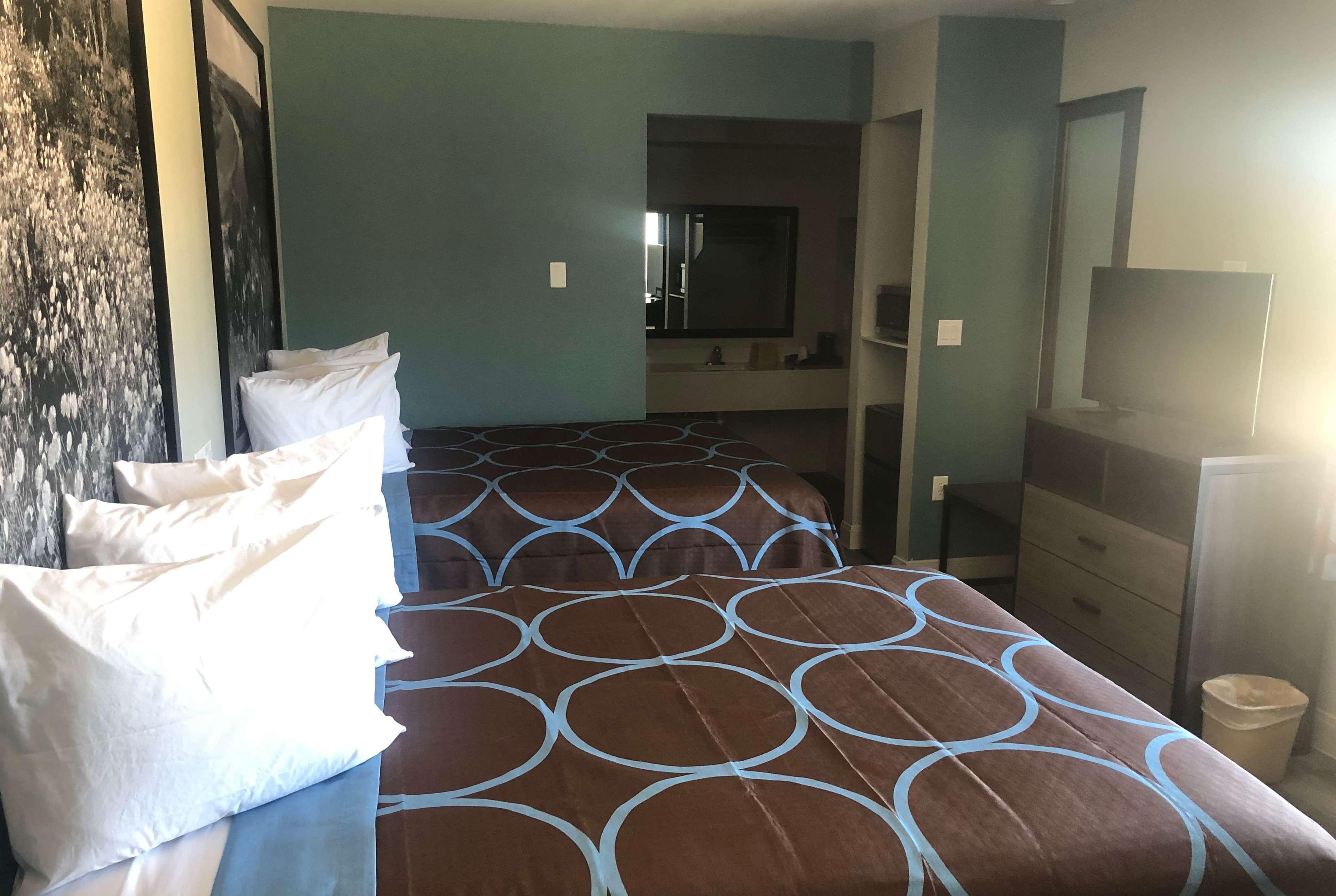 Hotel Blue سبرينغ المظهر الخارجي الصورة